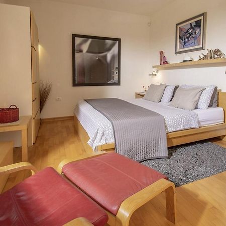 Villa Emili In Medulin - Haus Fuer 4-5 Personen Kültér fotó