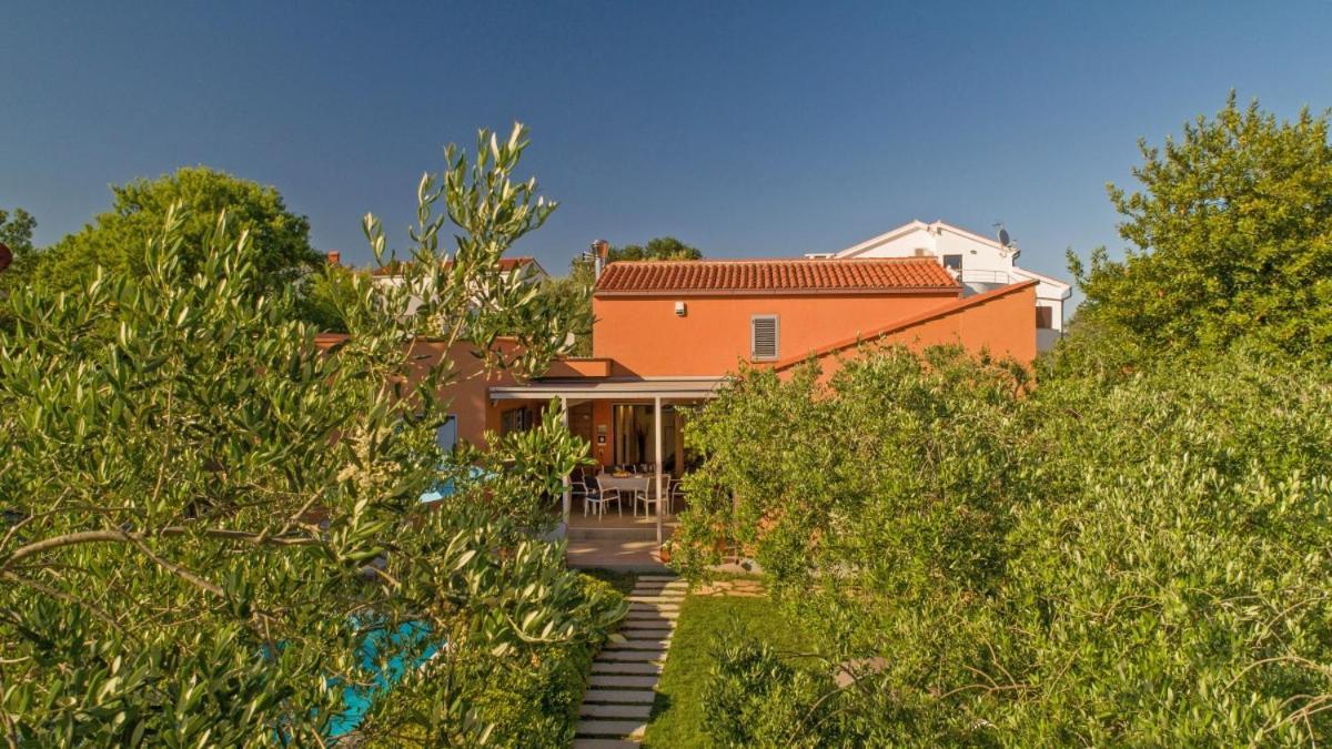 Villa Emili In Medulin - Haus Fuer 4-5 Personen Kültér fotó